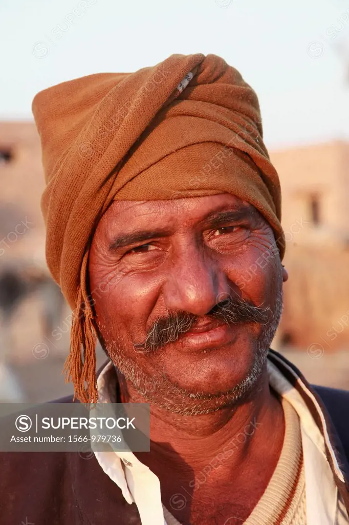 India, Rajasthan, Nagaur, Fair, man, portrait,