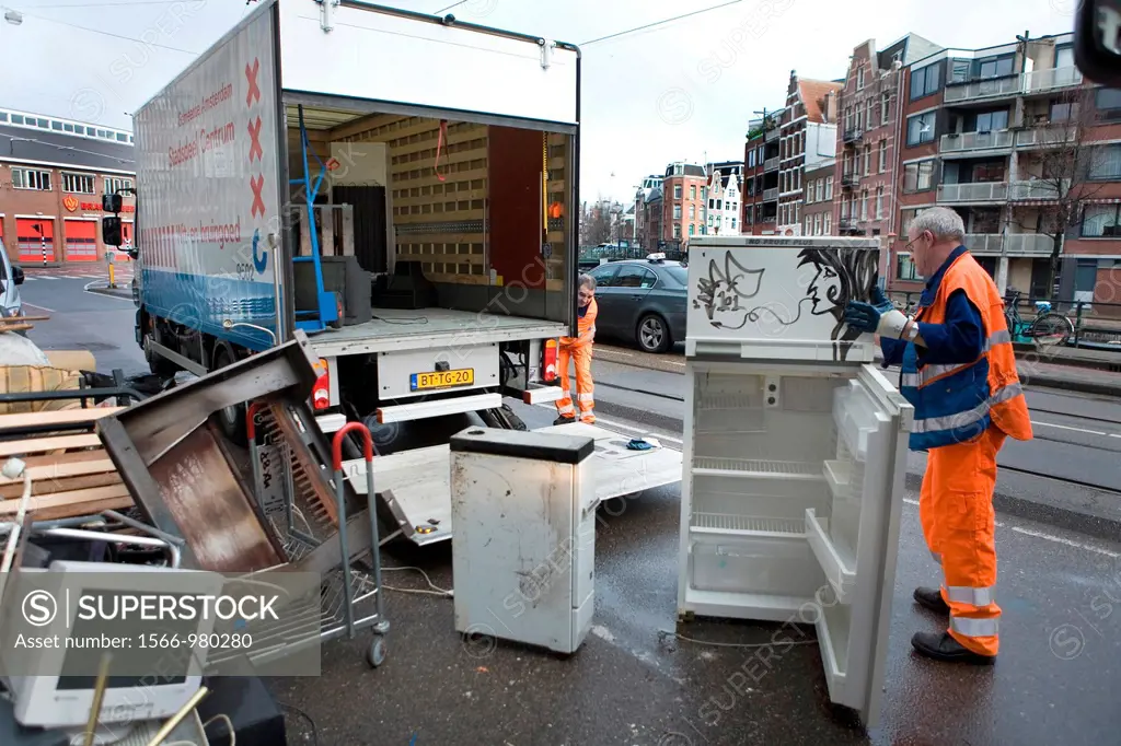 Recycling of white good such as fridges and computers All municipalities in The Netherlands are required to provide known collection points for recycl...