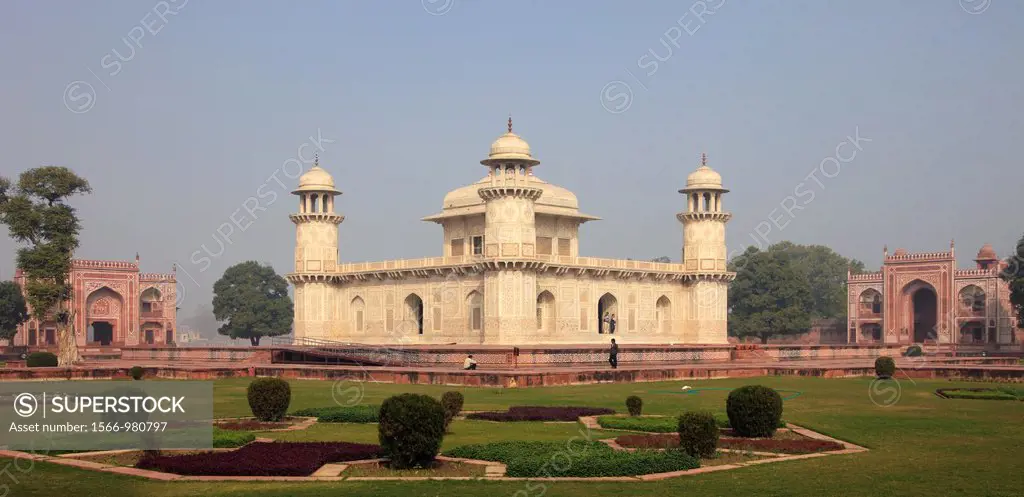 India, Uttar Pradesh, Agra, Itimad-ud-Daulah, tomb of Mirza Ghiyas Beg,