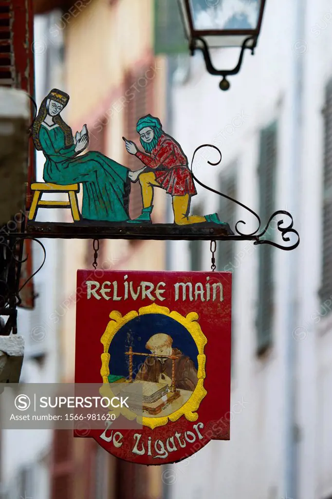 Sign  Rue des Faures  Bayonne   Pyrénées-Atlantiques, France