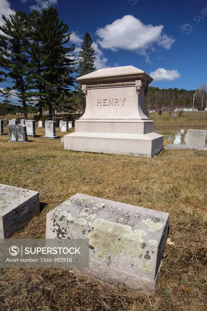 Gravsite of J E  Henry at Glenwood Cemetery in Littleton, New Hampshire USA  J E  Henry was a 20th century timber baron known for his East Branch & Li...