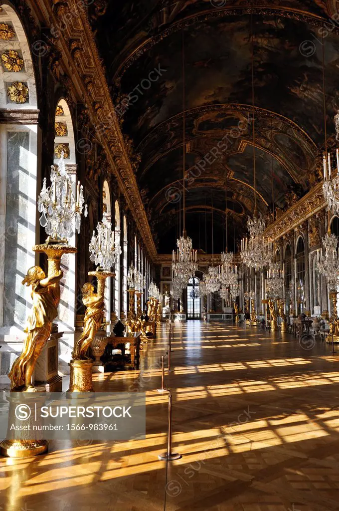 Hall of Mirrors of the Palace of Versailles, Yvelines departement, France, Europe