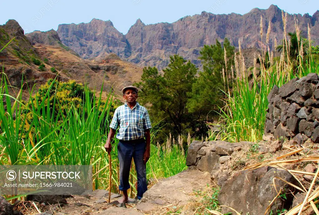 Africa, Cape Verde, Santo Antao island, old man in mountains