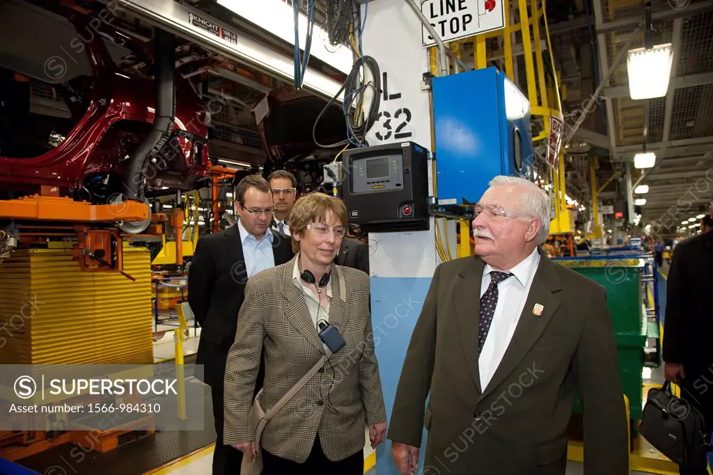 Detroit, Michigan - Lech Walesa visits Chrysler´s Jefferson North Assembly Plant  Walesa was a founder of the Solidarity trade union movement in Polan...