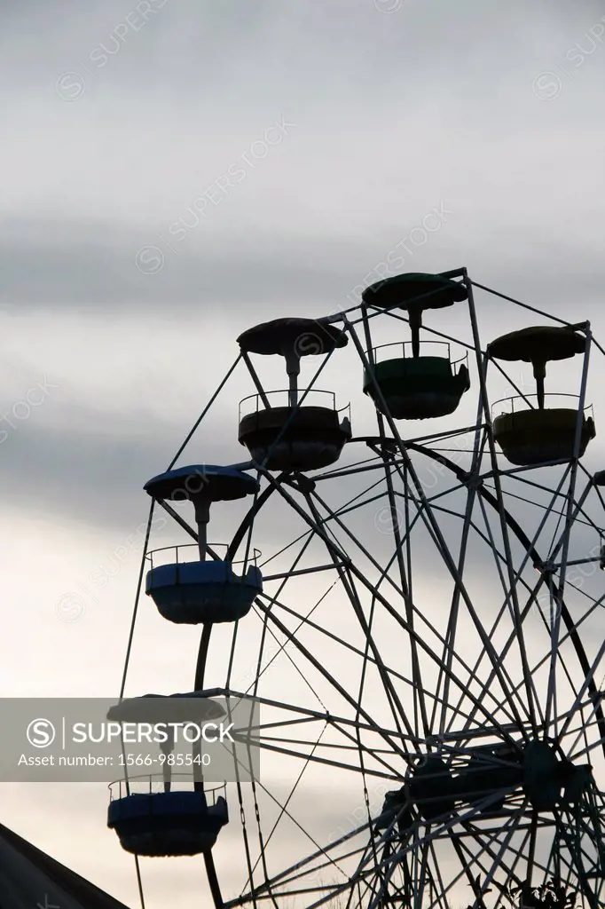 fairground big wheel at night