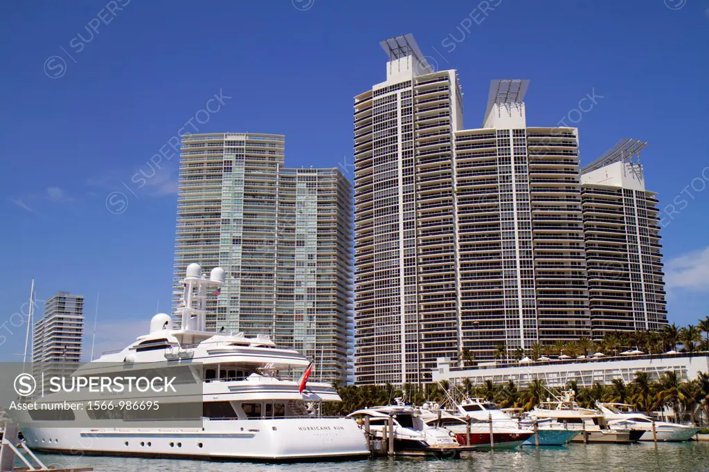 Florida, Miami Beach, Biscayne Bay, Miami Beach Marina, high-rise waterfront condominium, buildings, ICON, Murano Grande, boats, slips, yachts,