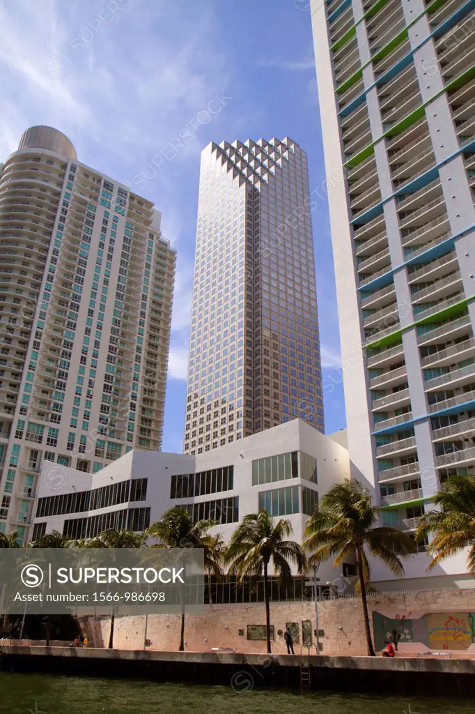 Florida, Miami, Miami River, Riverwalk, high-rise condominium buildings, One Miami, Met 1, Southeast Financial Center, centre, office building, downto...