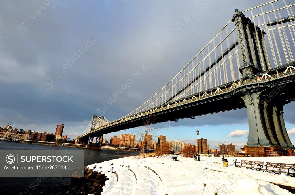 Manhattan Bridge - New York, NY