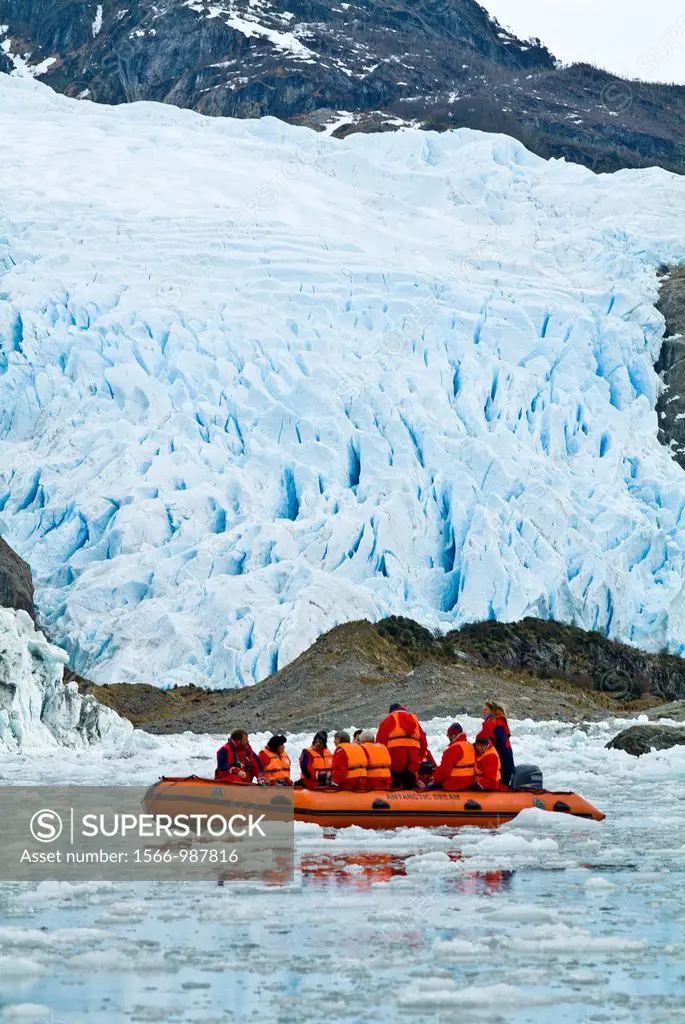 Tourtists exploring the fjords of Patagonia and Tierra Del Fuego, D´Agostini Glacier