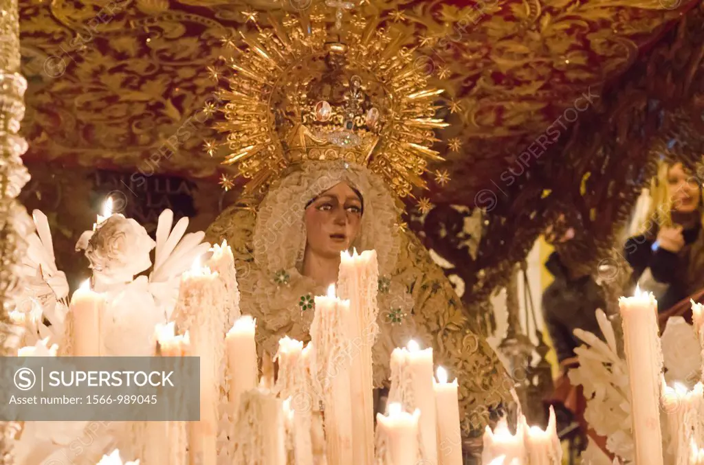 Esperanza Macarena brotherhood in Seville during Holy week celebration, Andalusia, Spain, Europe