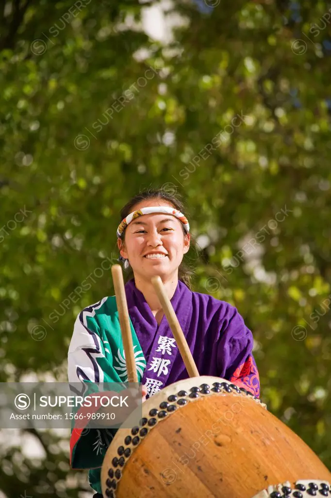 Japanese taiko drummer in Los Angeles, CA