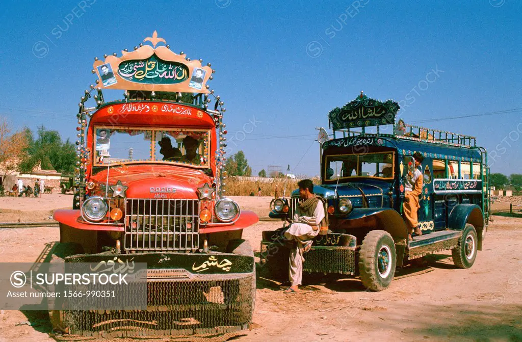 Bus drivers and helpers are waiting for passengers ( Pakistan)