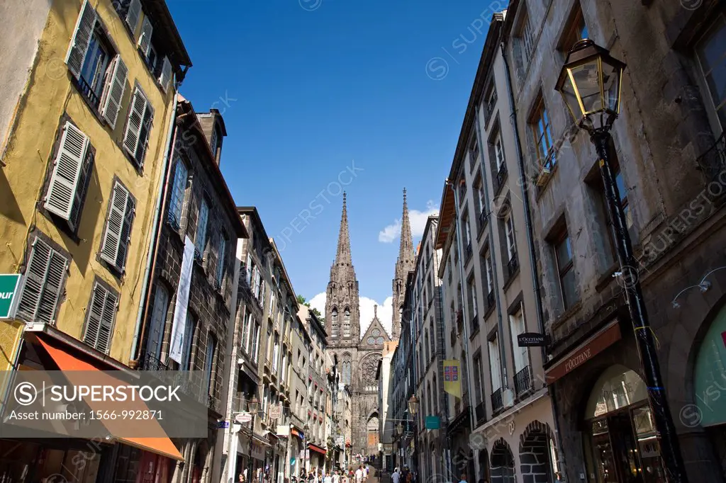 Rue De Gras Notre Dame Cathedral Clermont Ferrand Cantal Auvergne France