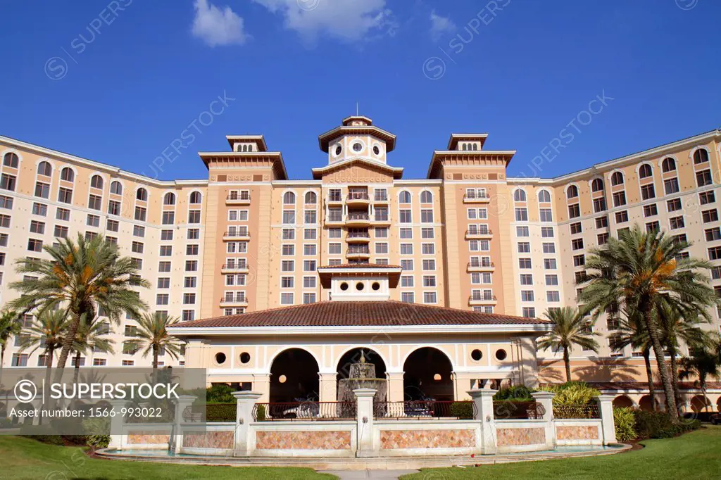 Florida, Orlando, Rosen Shingle Creek Hotel, exterior, front, entrance, resort, fountain, water,
