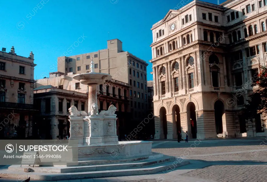 Plaza de San Francisco in the Convento de San Francisco de Asis in Old Havana