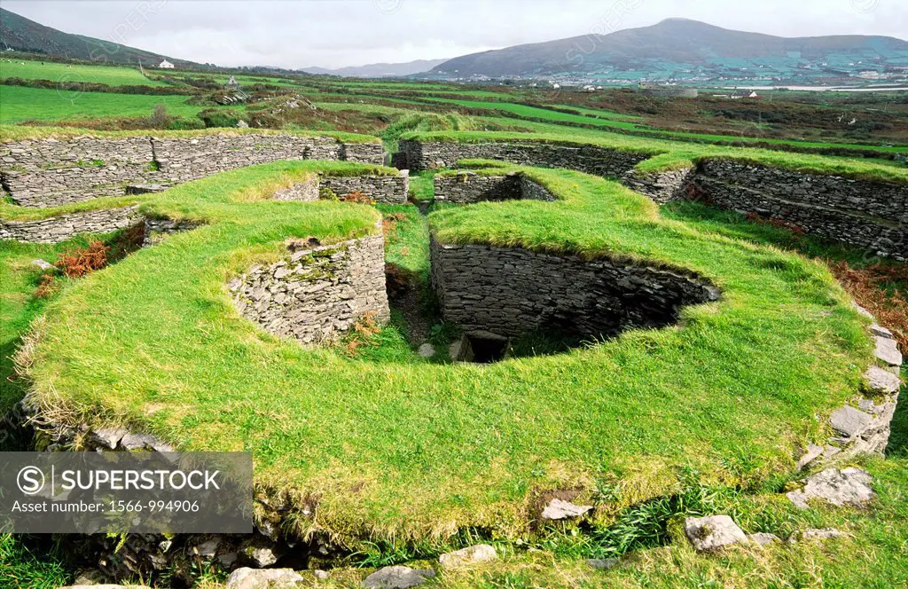 Leacanbuaile early Mediaeval stone fort fortified settlement near Cahirciveen, Co  Kerry, Ireland  Interior clochan houses