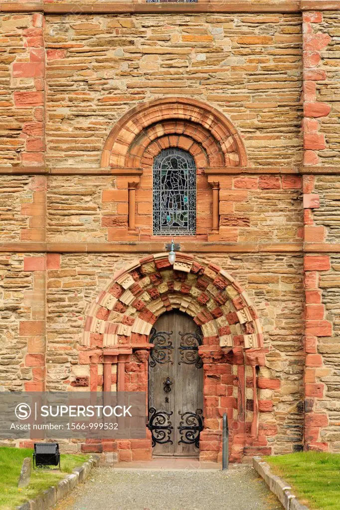 Palace Road, Kirkwall, Orkney Mainland, Scotland, UK, Great Britain, Europe  Side entrance door to south transept of 12th century St Magnus´ cathedral...