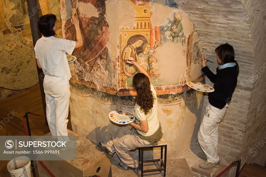 europe, italy, tuscany, siena, cathedral, crypt, restorers
