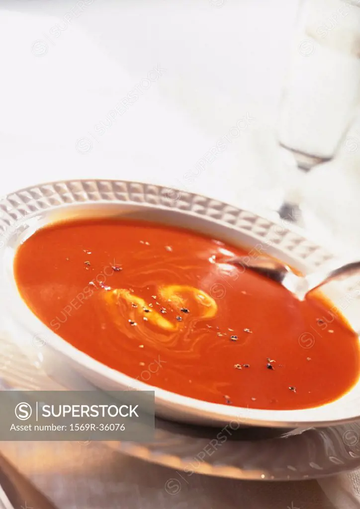 Bowl of tomato soup, close-up