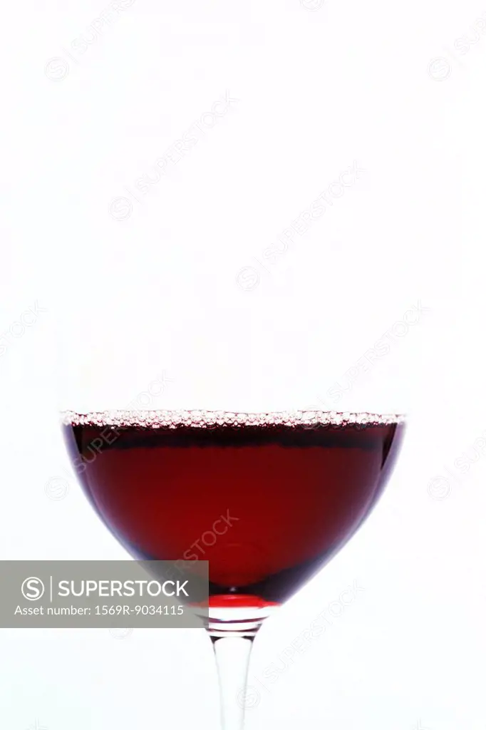 Red wine in glass, close-up