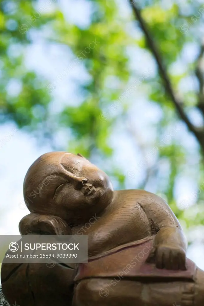 Sleeping Buddha statue, close-up