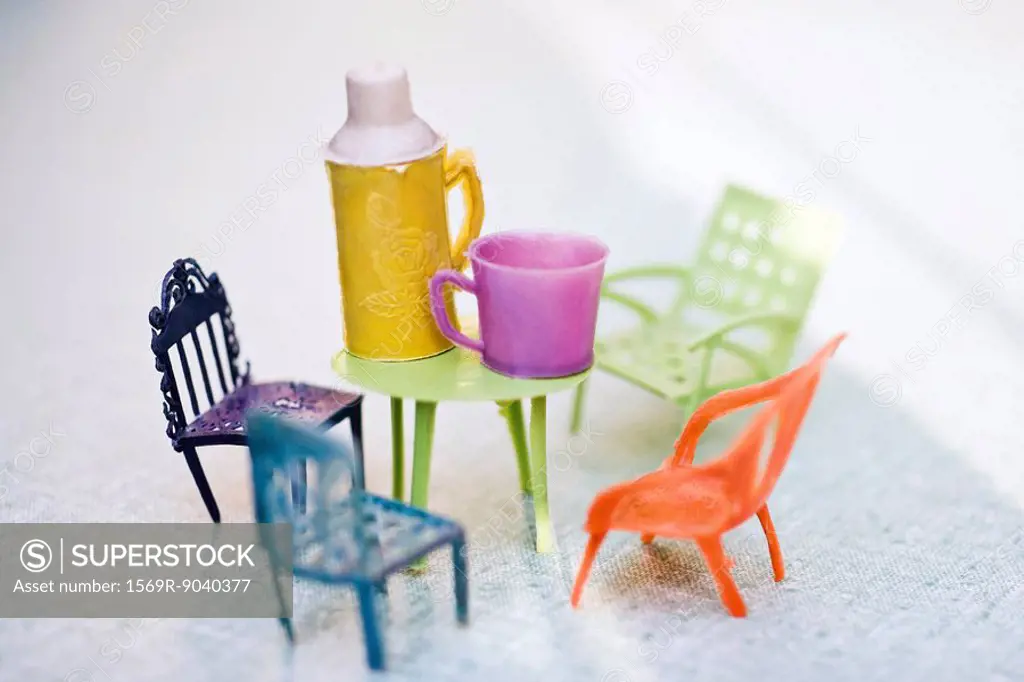 Toy patio furniture