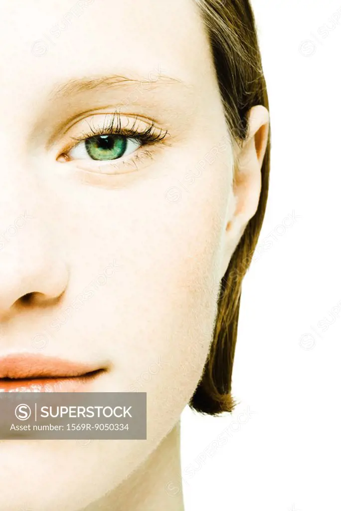 Teenage girl´s face, extreme close-up