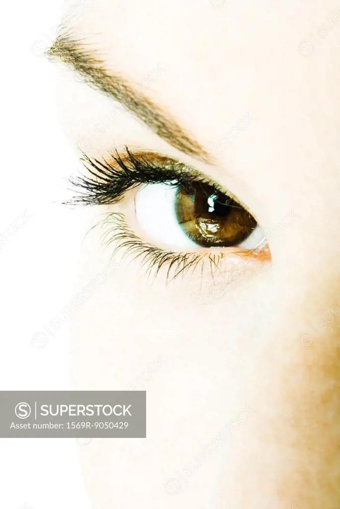 Young woman´s eye, extreme close-up