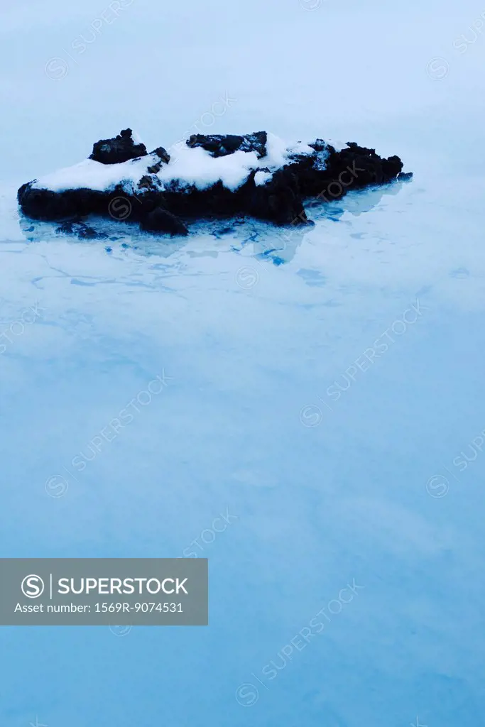 Volcanic rock covered in silica mineral deposits, Blue Lagoon, Reykjanes Peninsula, Iceland