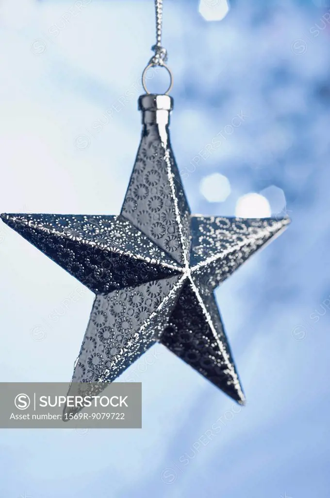 Star_shaped Christmas ornament