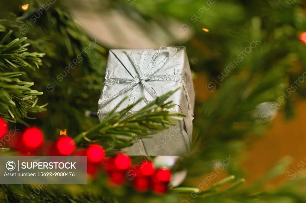 Christmas ornament shaped like a gift