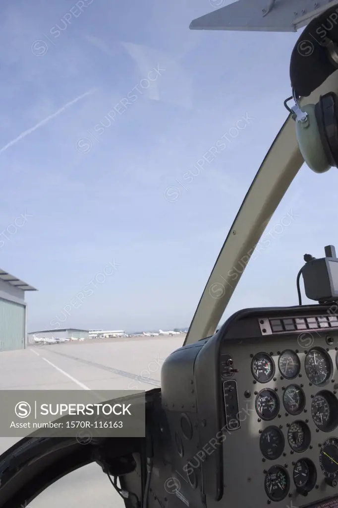 Helicopter cockpit
