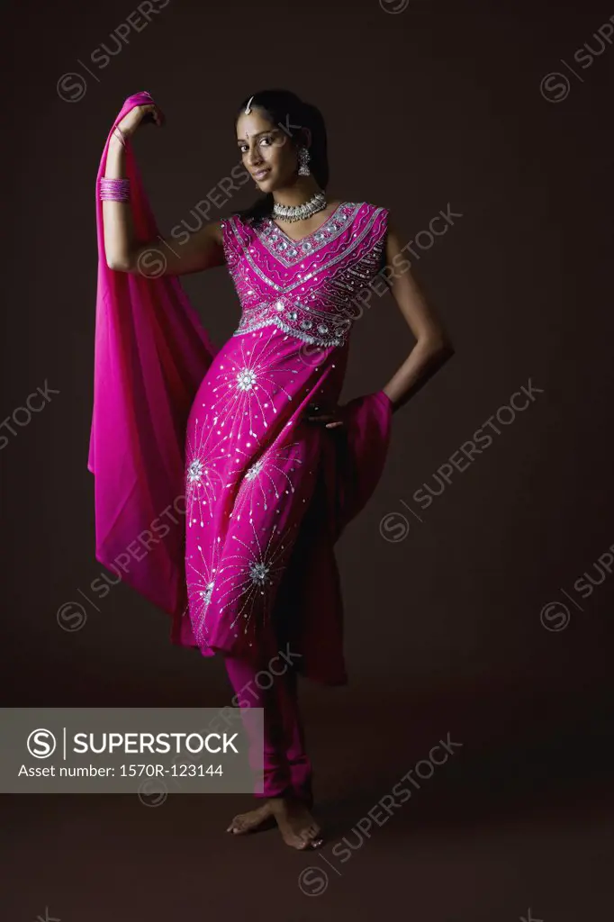 A woman dressed in traditional Indian clothing
