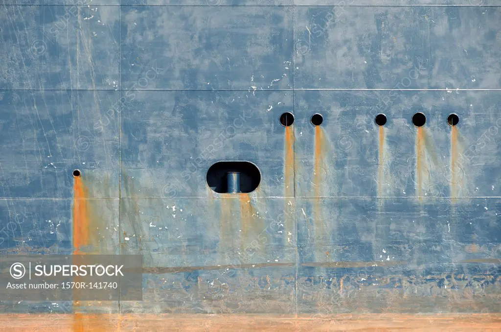 Bleeding rust from hull of tank ship