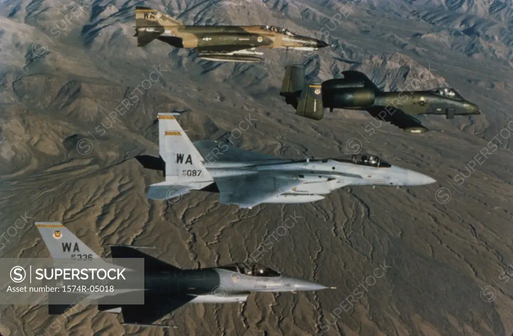 Aerial view of F-16 Fighting Falcons flying in formation