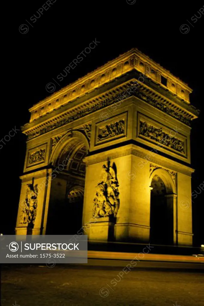 Arc De Tiomphe at night, Paris, France