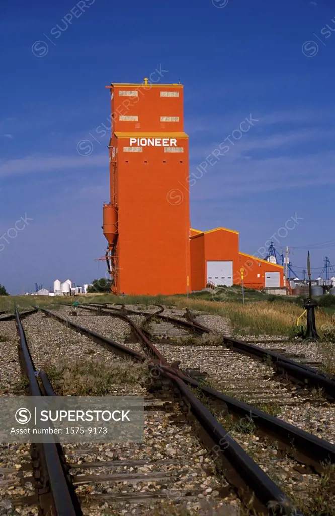 Pioneer Elevator, Eston, Saskatchewan, Canada