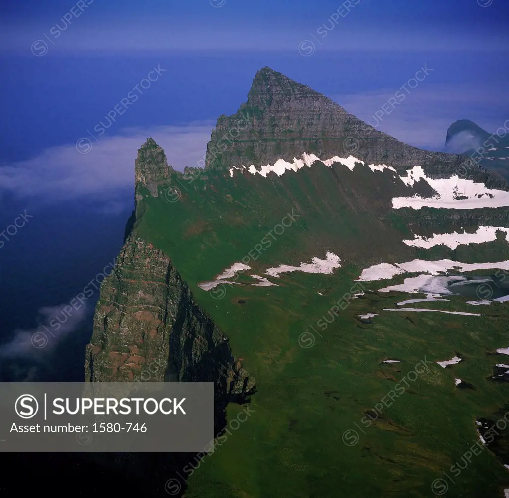Iceland, Hornbjarg, Majestic cliff