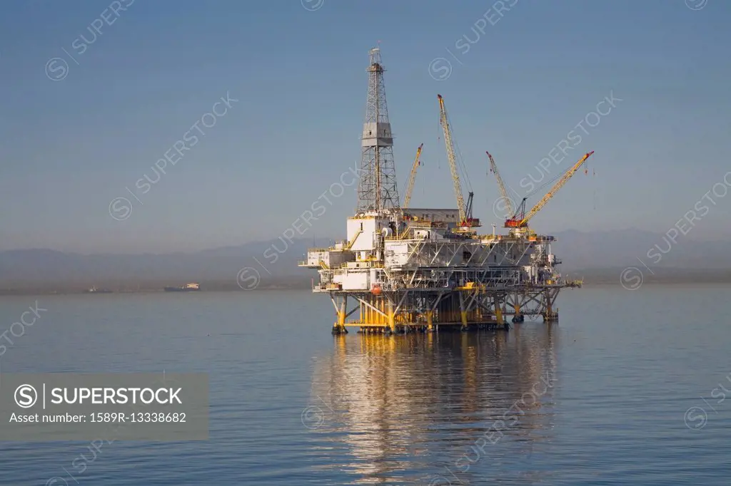 Oil rig on the ocean