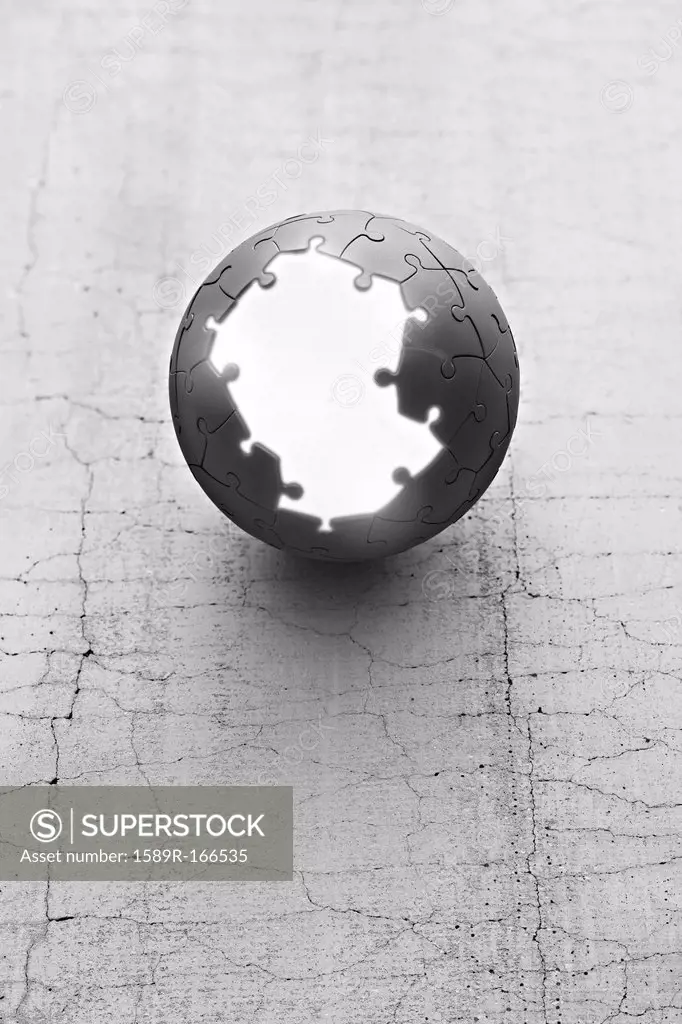 Glowing opening in puzzle sphere