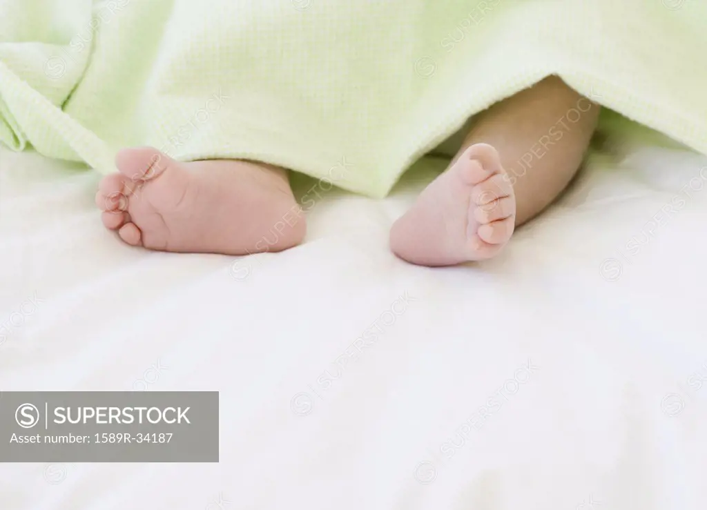 Close up of newborn babys feet