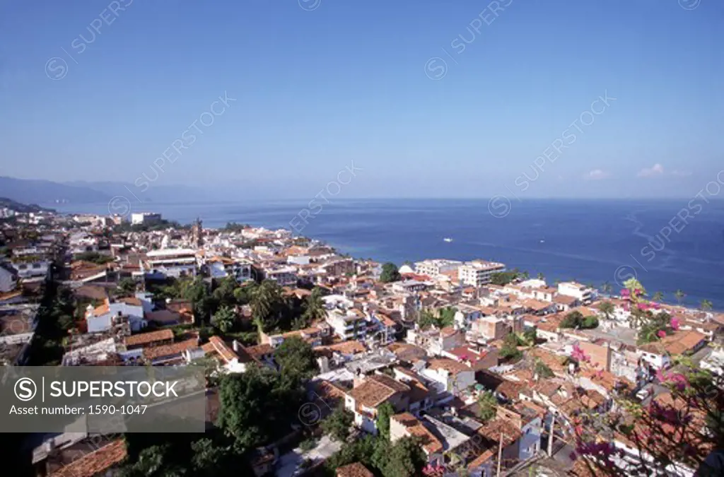 Mexico, Puerto Vallarta, Elevated view of town