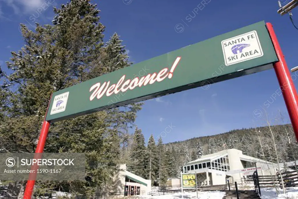 USA, New Mexico, Santa Fe, Ski Resort, Welcome sign