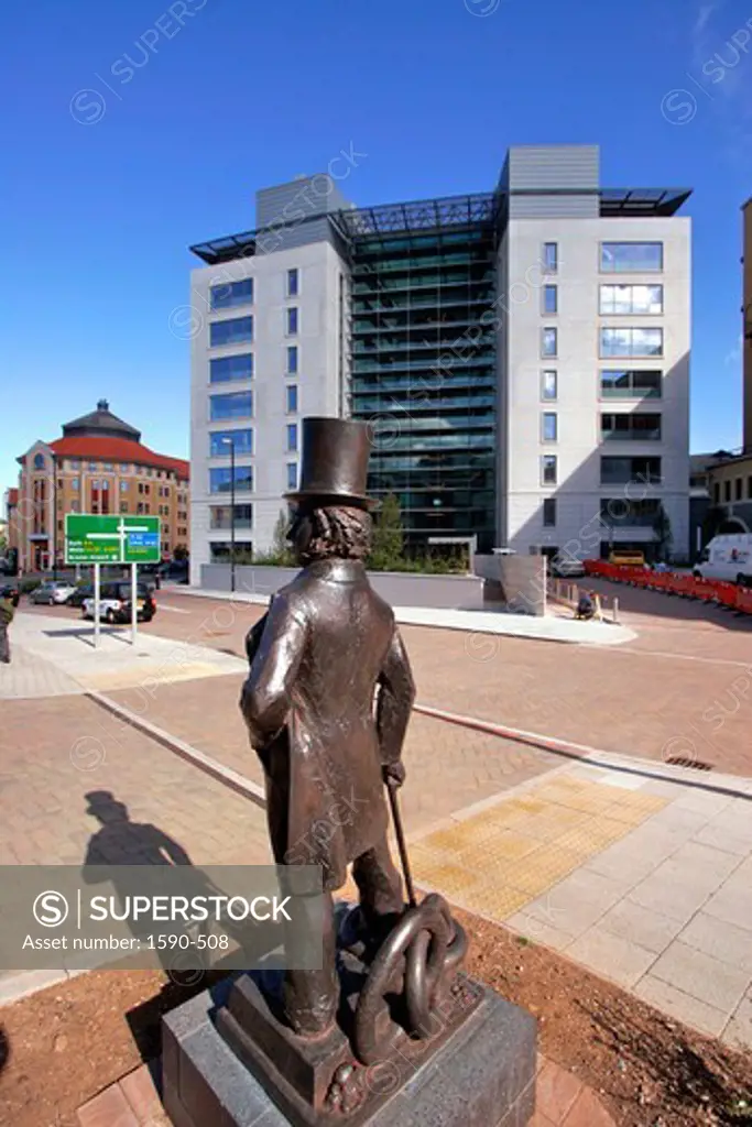 UK, Bristol, The Square Temple, Brunel Statue