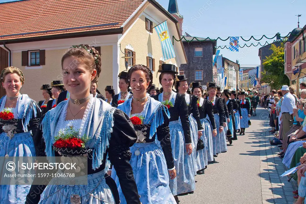 Bavaria, Germany, Europe, Upper Bavaria, Upper Bavaria, Teisendorf, Marktstrasse, Rupertiwinkel, Berchtesgaden area, national costume, Trachtler, trad...