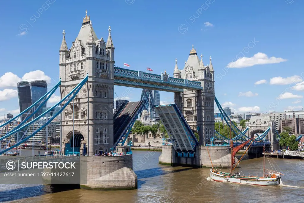 England, London, Tower Bridge