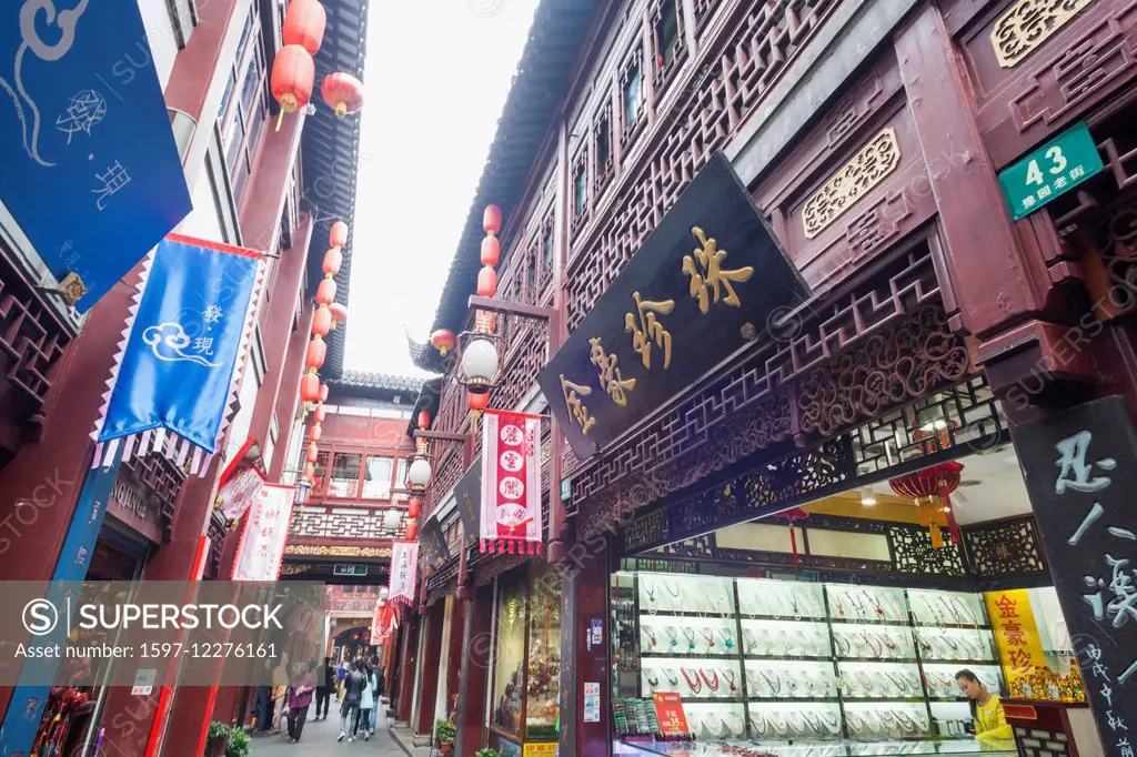 China, Shanghai, Yuyuan Garden, Shops in Shanghai Old Street
