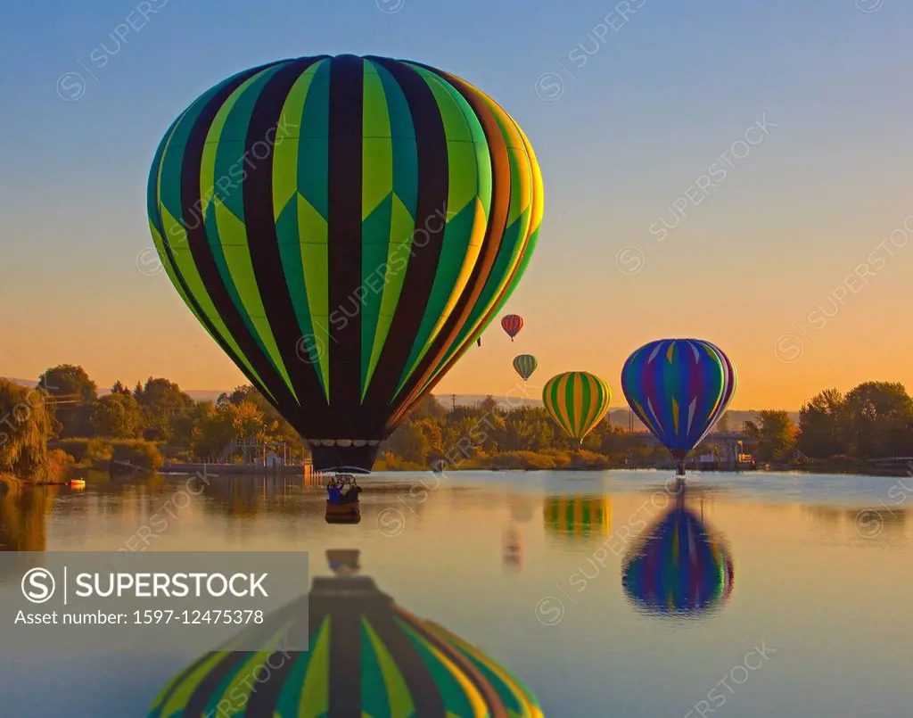 hot air balloons in Washington State