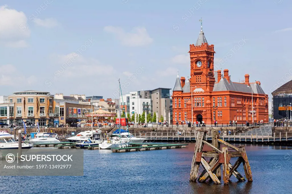 Wales, Cardiff, Cardiff Bay, Pierhead Building and Mermaid Quay