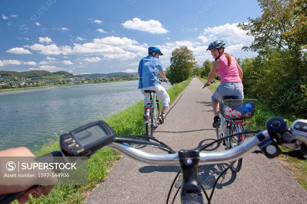 Bicycle, bicycles, bike, riding a bicycle, riding a bike, bicycle, bike, canton, Switzerland, Europe, Aargau, lake, bicycle driver, Klingnau, reservoi...